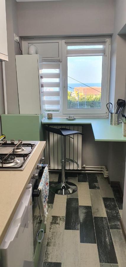 Apartment Sunrise By The Sea Constanta